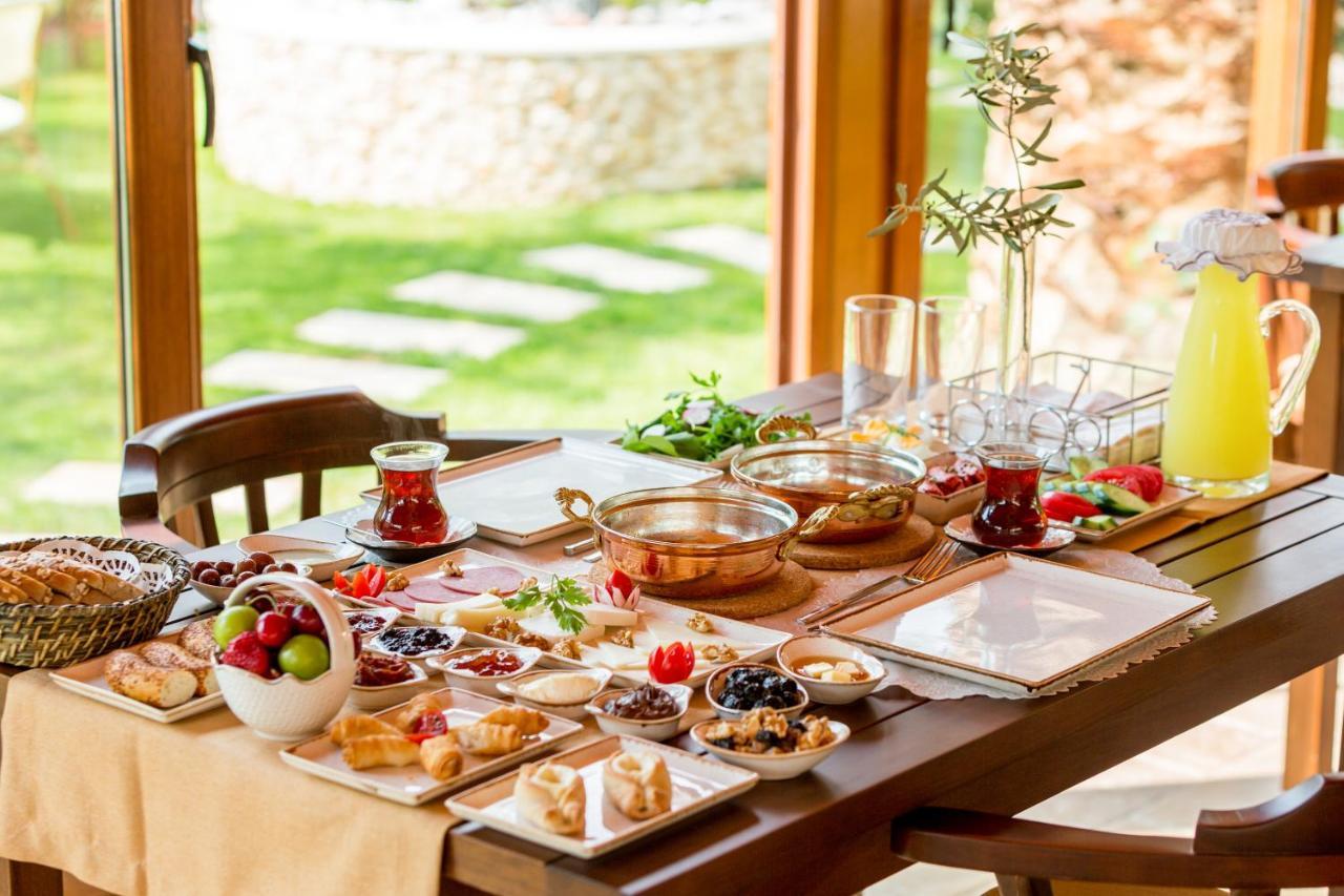 מלון Ayvalı Cunda Oezerbey Konagi (Adults Only) מראה חיצוני תמונה