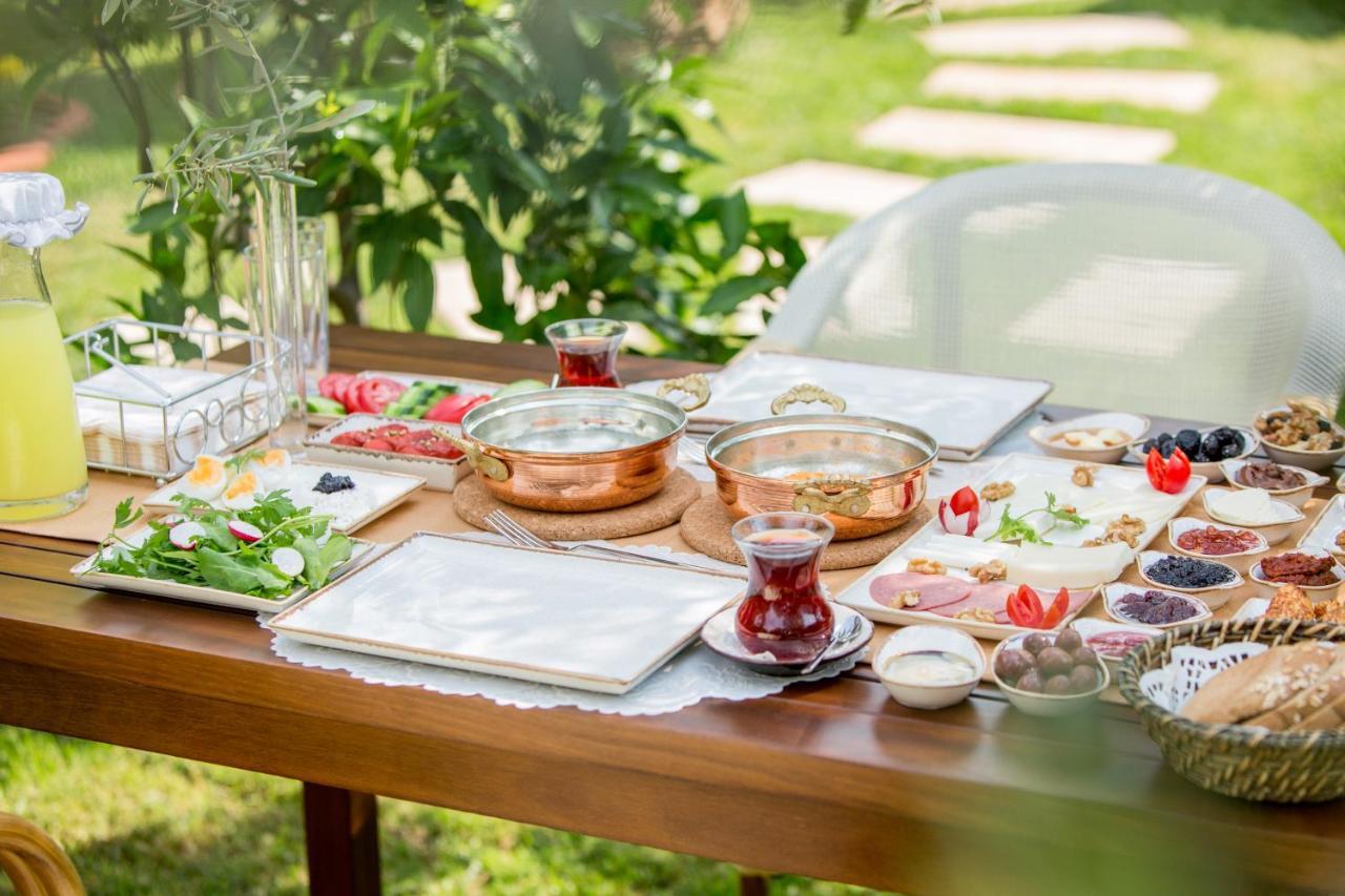 מלון Ayvalı Cunda Oezerbey Konagi (Adults Only) מראה חיצוני תמונה
